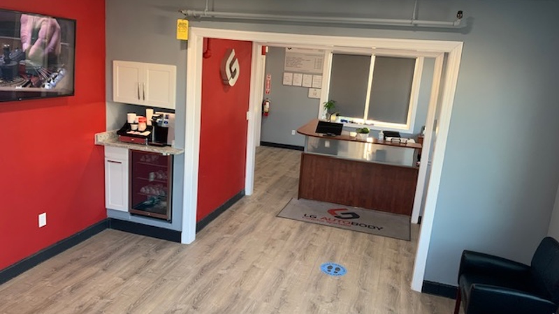 auto body repair rockville customer lobby auto body repair rockville customer lobby